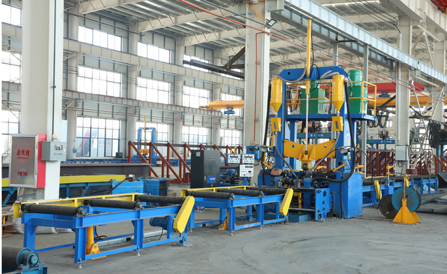 H-steel assembly welding and straightening machine